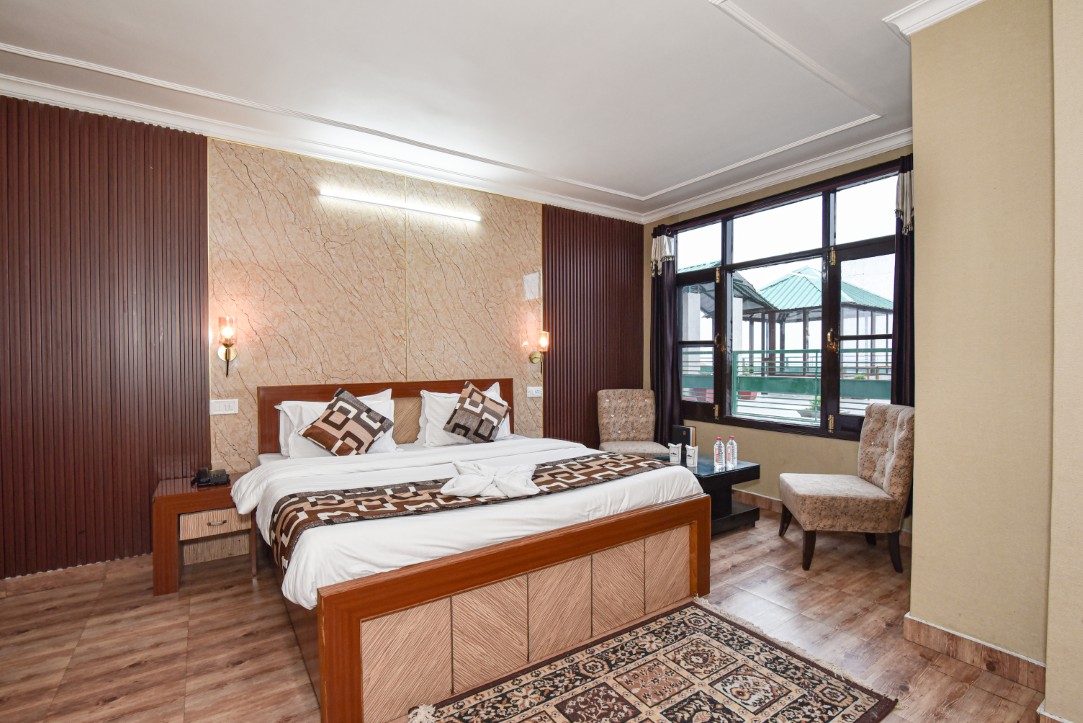 Deluxe Room View 3