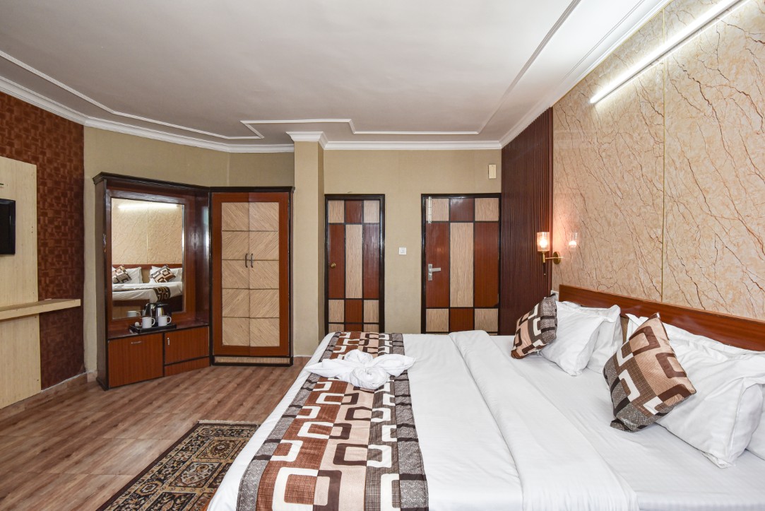 Deluxe Room View 5