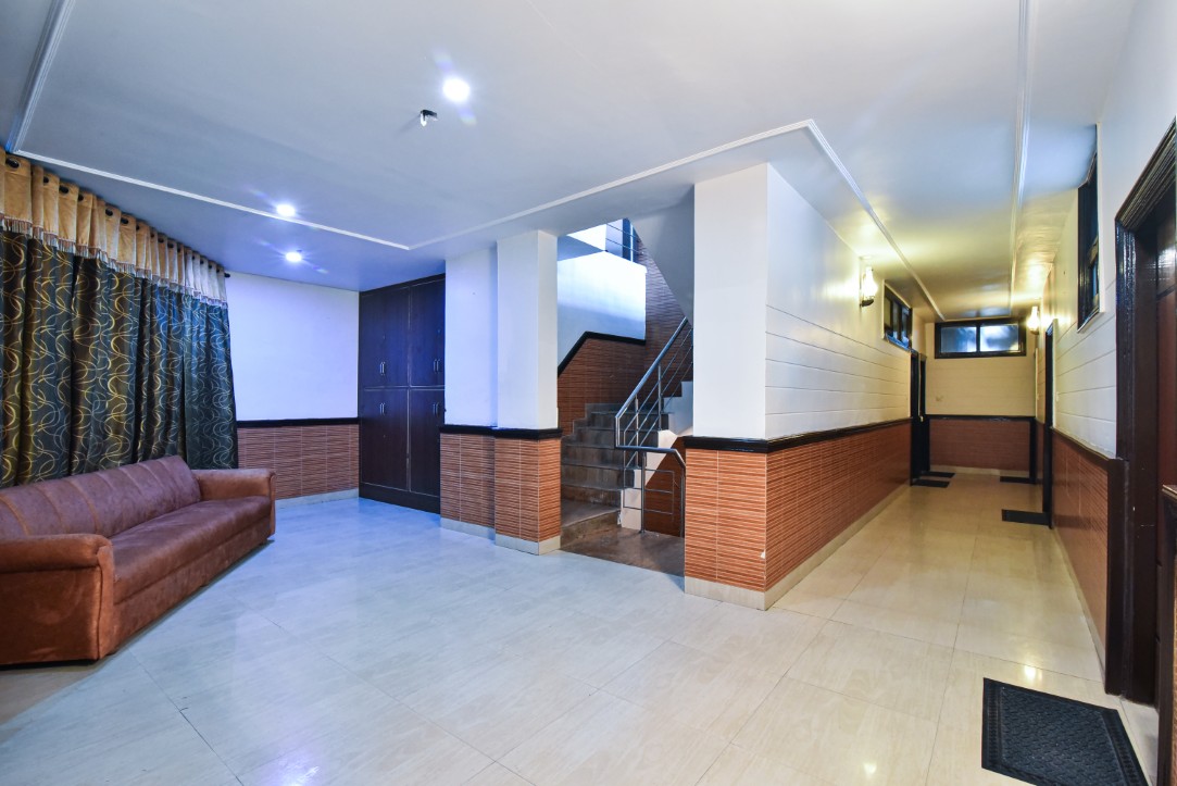 Passage View 4
