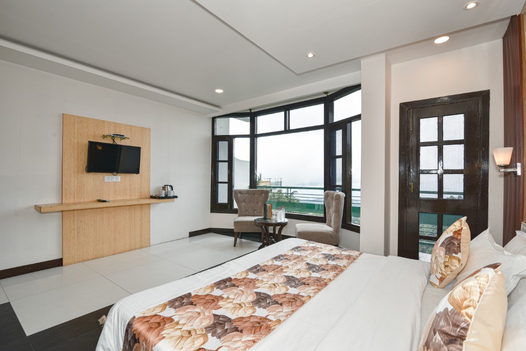 Super Deluxe Room View 6