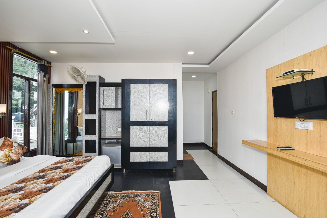 Super Deluxe Room View 8