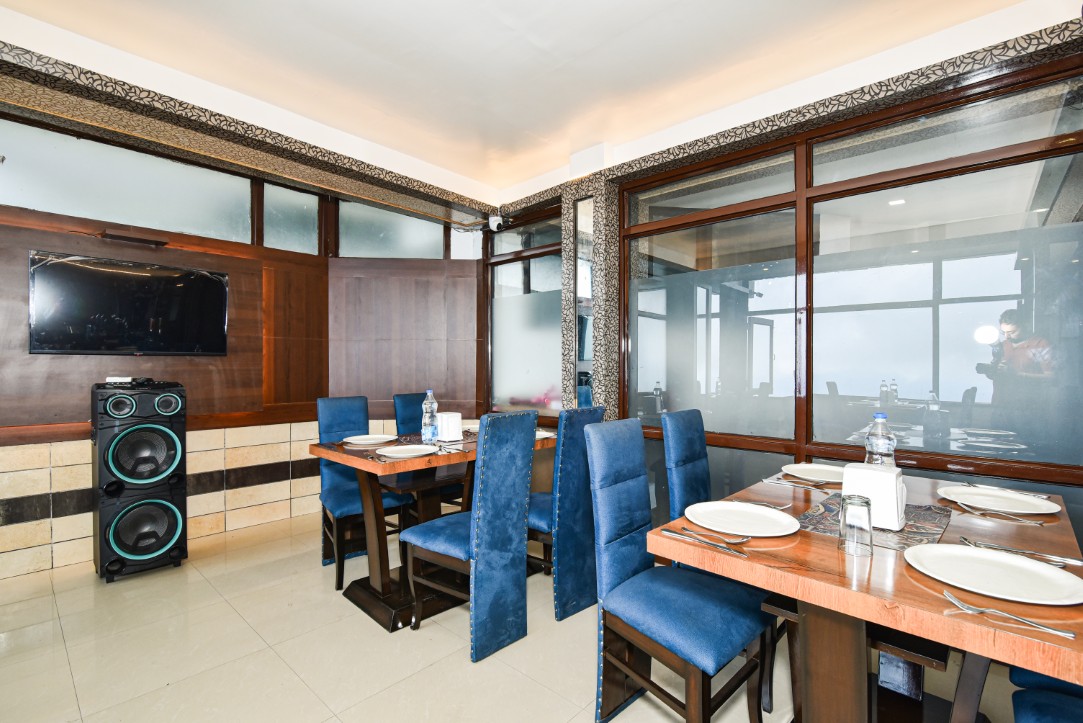 Restaurant View 8